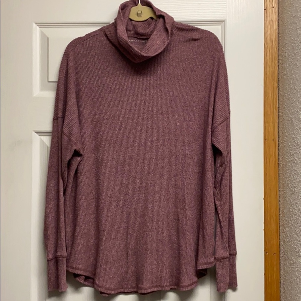 American Eagle turtleneck